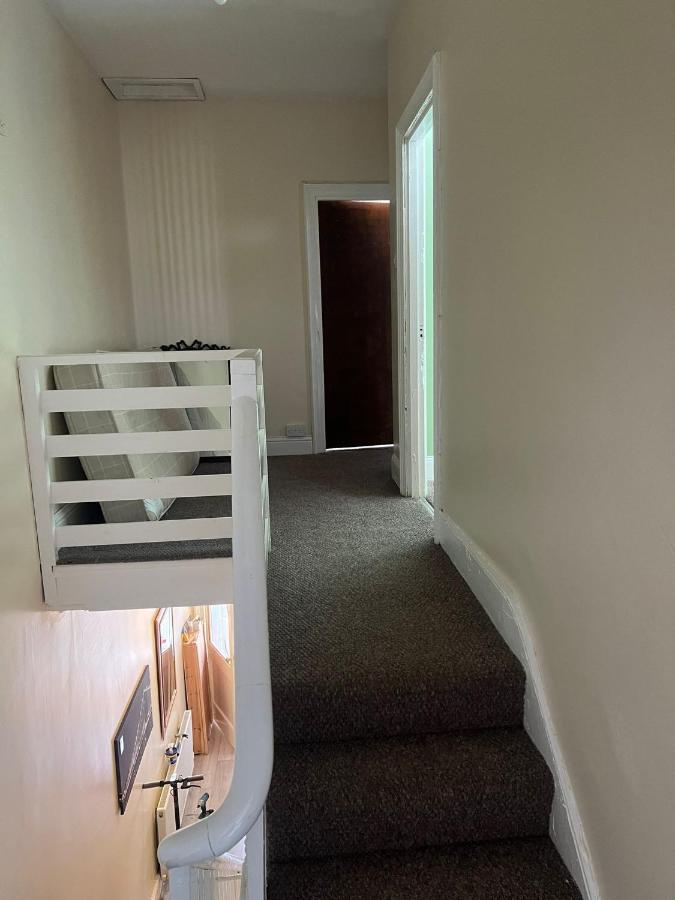 Arthurs Hill Newcastle, Free Parking Fully Equipped Kitchen 4 Bedrooms, Near City Centre Экстерьер фото